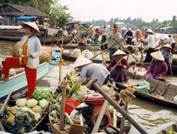 Flodmarknad vid Can Tho Mekong River Vietnam