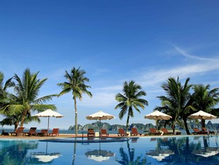 Tuan Chau Island Holiday Villa - Hotell och Boende i Vietnam , Halong
