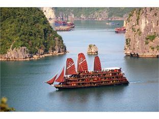 Halong Victory Star Cruise - Hotell och Boende i Vietnam , Halong