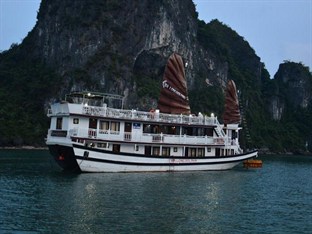 Halong Dolphin Junks - Hotell och Boende i Vietnam , Halong