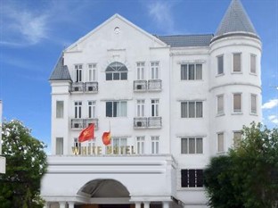 White Palace Hotel - Hotell och Boende i Vietnam , Ha Tinh / Thien Cam Beach