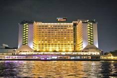 Hotell Menam Riverside Hotel
 i Bangkok, Thailand