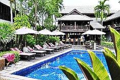 Hotell Manathai Village Hotel
 i Chiang Mai, Thailand