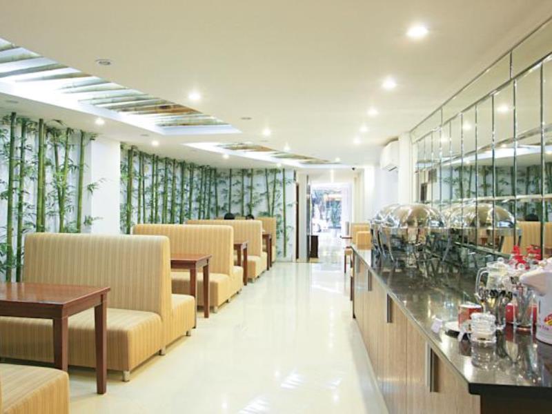 Rising Dragon Grand Hotel - Hotell och Boende i Vietnam , Hanoi